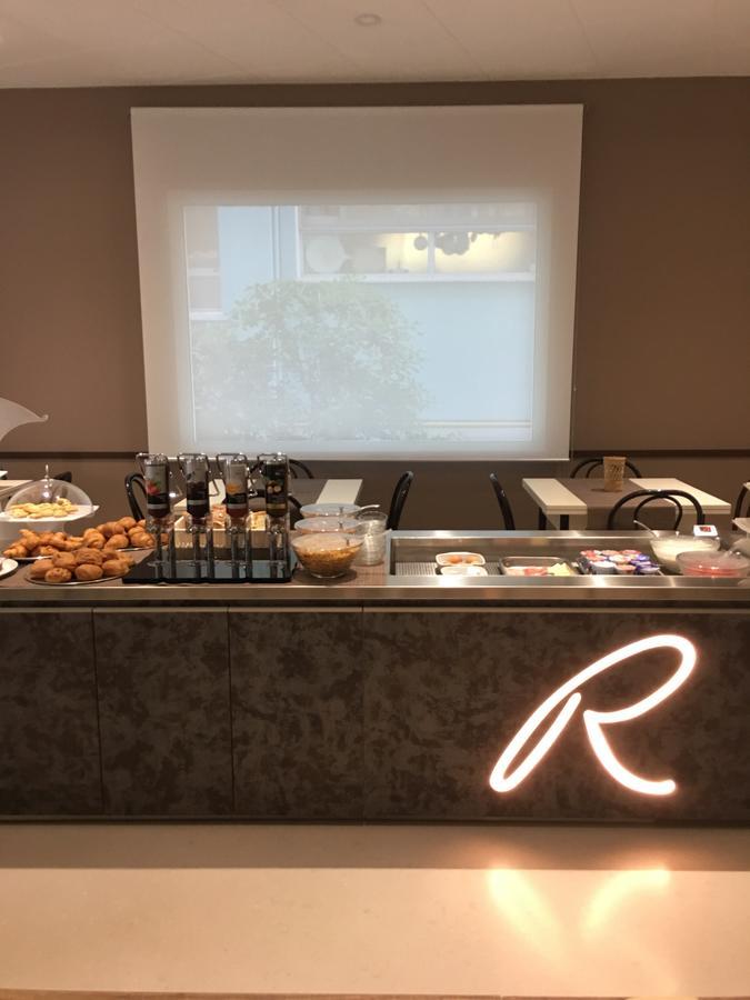 Hotel Ricci Rimini Extérieur photo
